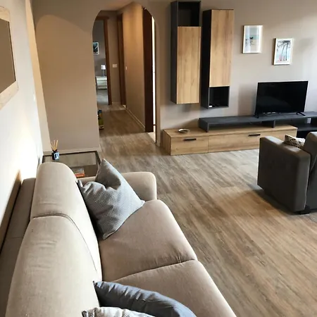 De Filippi Flat Διαμέρισμα Όλμπια
